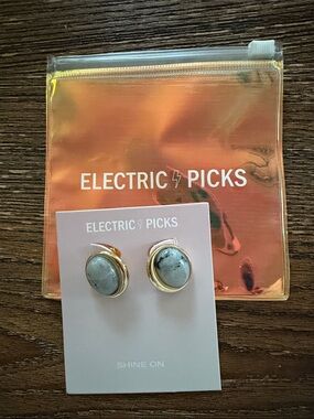 Electric Picks Gold-Plated Earrings with Gray Marbled Stones
